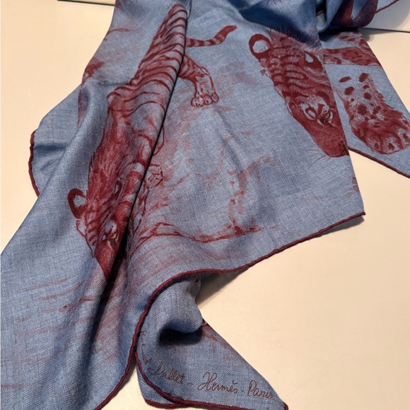 Hermès Wild Cat Scarf - Picture 4 of 11